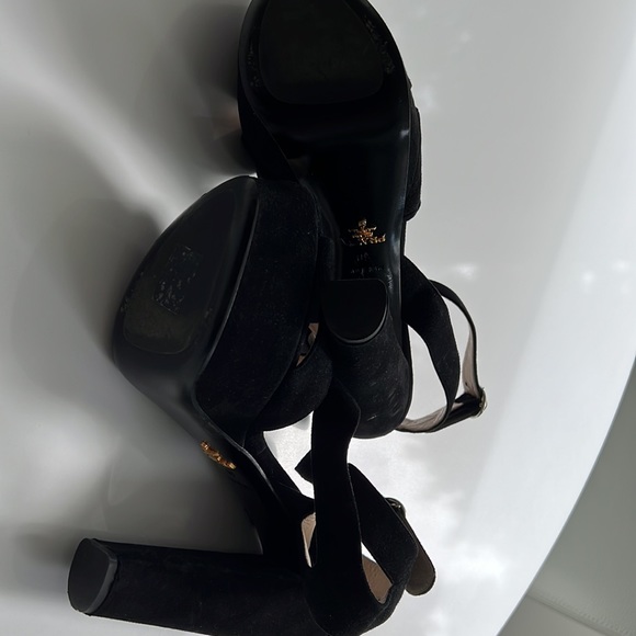 Black suede platform sandals 5.5 “column heel double crisscross band  front - Picture 3 of 5